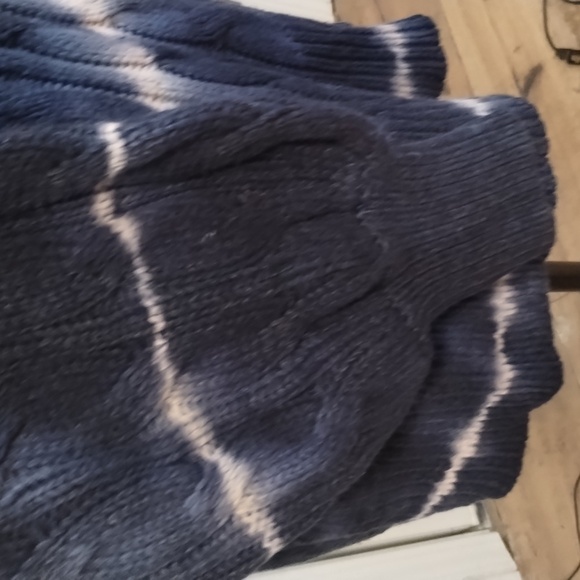 AE Oversized Tie Dye Turtleneck Sweater Sz M Excellent condition - Picture 8 of 15